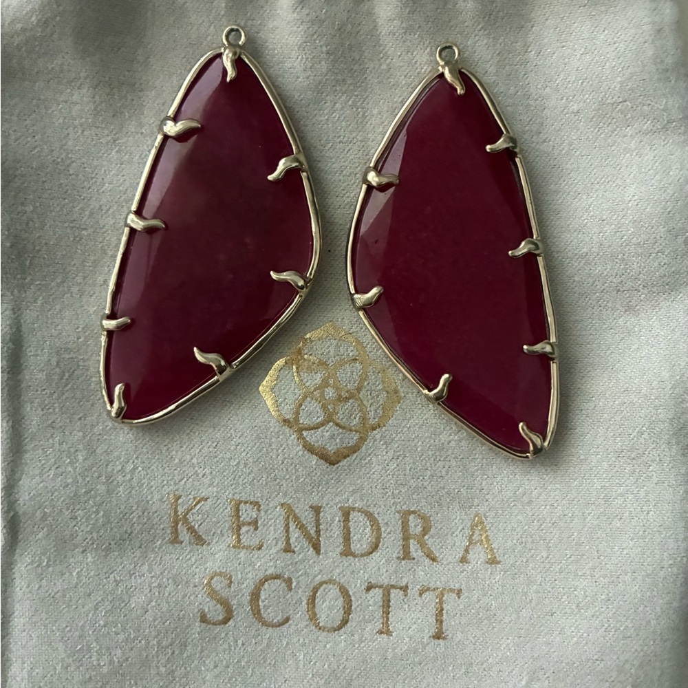 Kendra Scott Bold Maroon Earrings